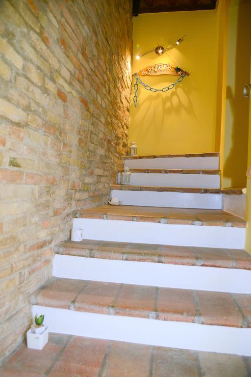 B&B Aurora Domus D'A-Mare Pesaro Bagian luar foto