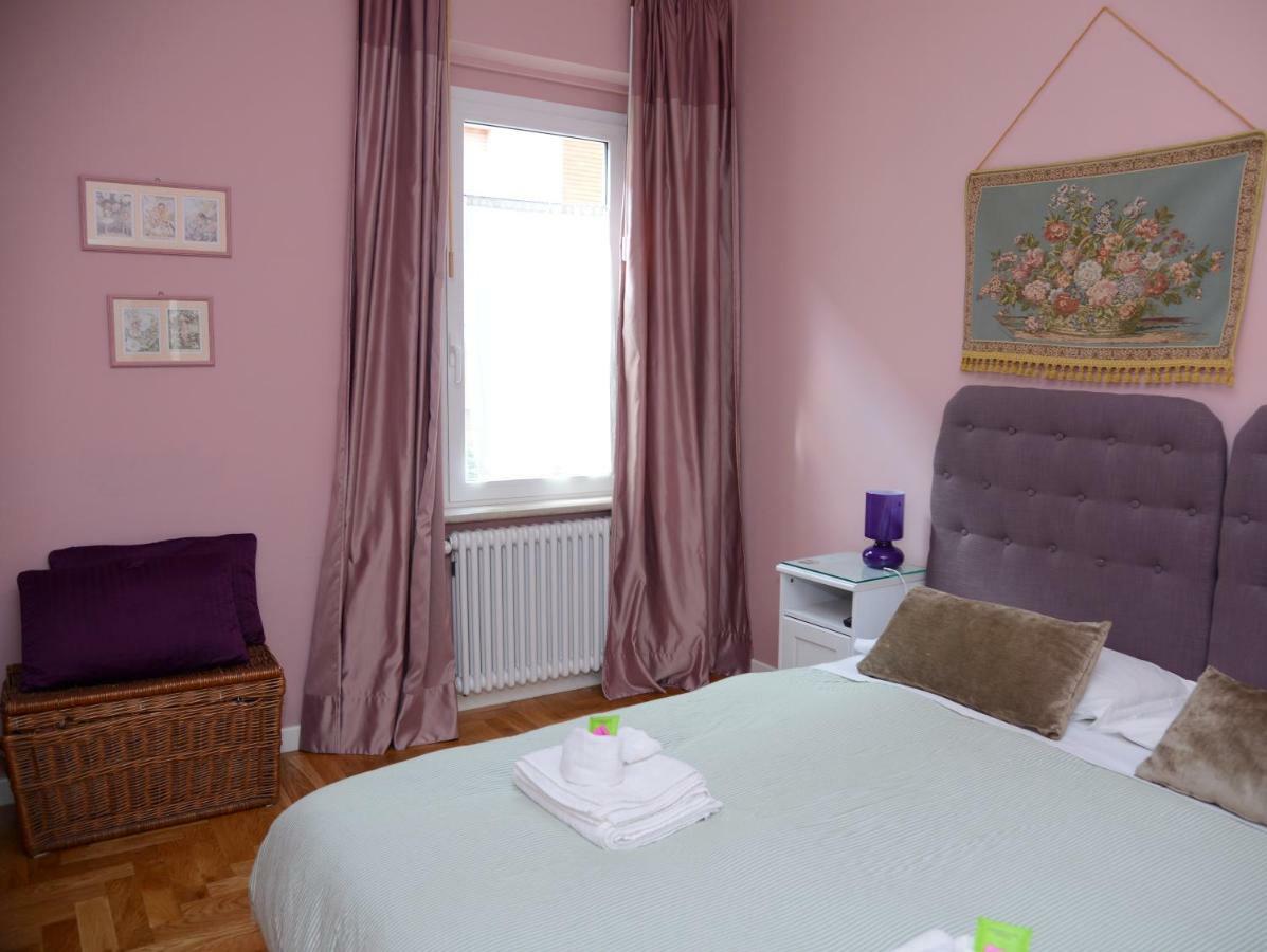 B&B Aurora Domus D'A-Mare Pesaro Bagian luar foto