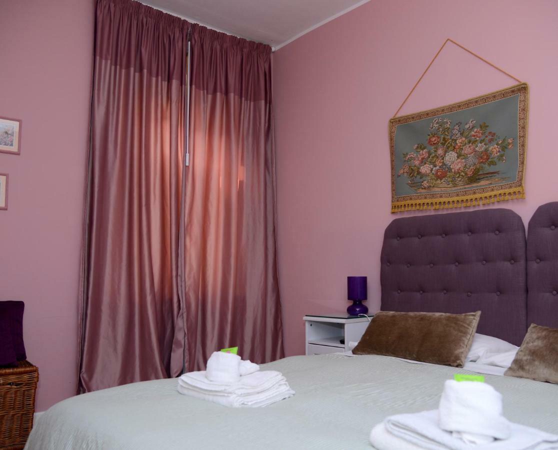 B&B Aurora Domus D'A-Mare Pesaro Bagian luar foto